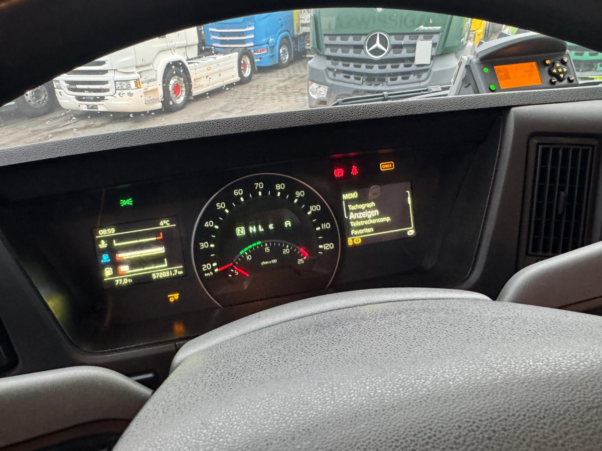 Camión multibasculante VOLVO FMX-500 10x4 Rückwärtskipper