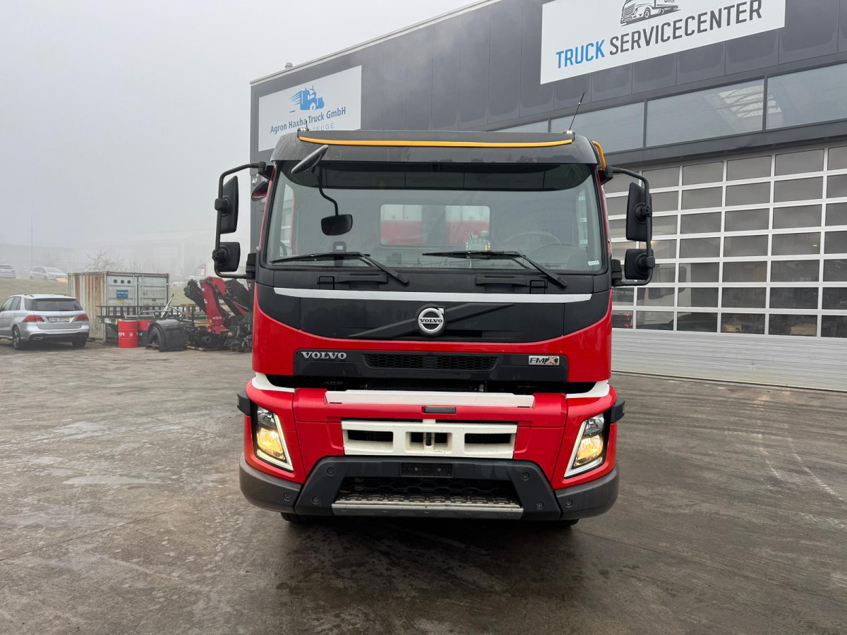 Camión multibasculante VOLVO FMX-500 10x4 Rückwärtskipper