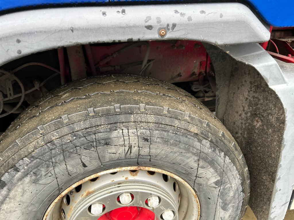 Camión multibasculante VOLVO FM 400 6X2