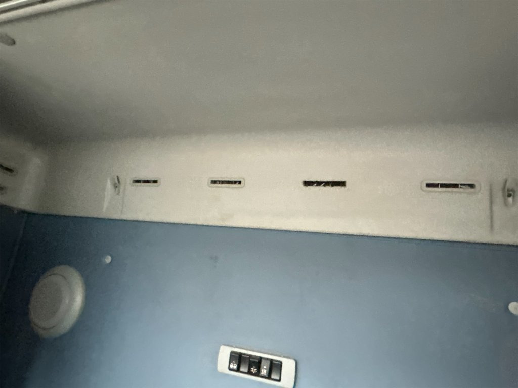 Camión multibasculante VOLVO FM 400 6X2