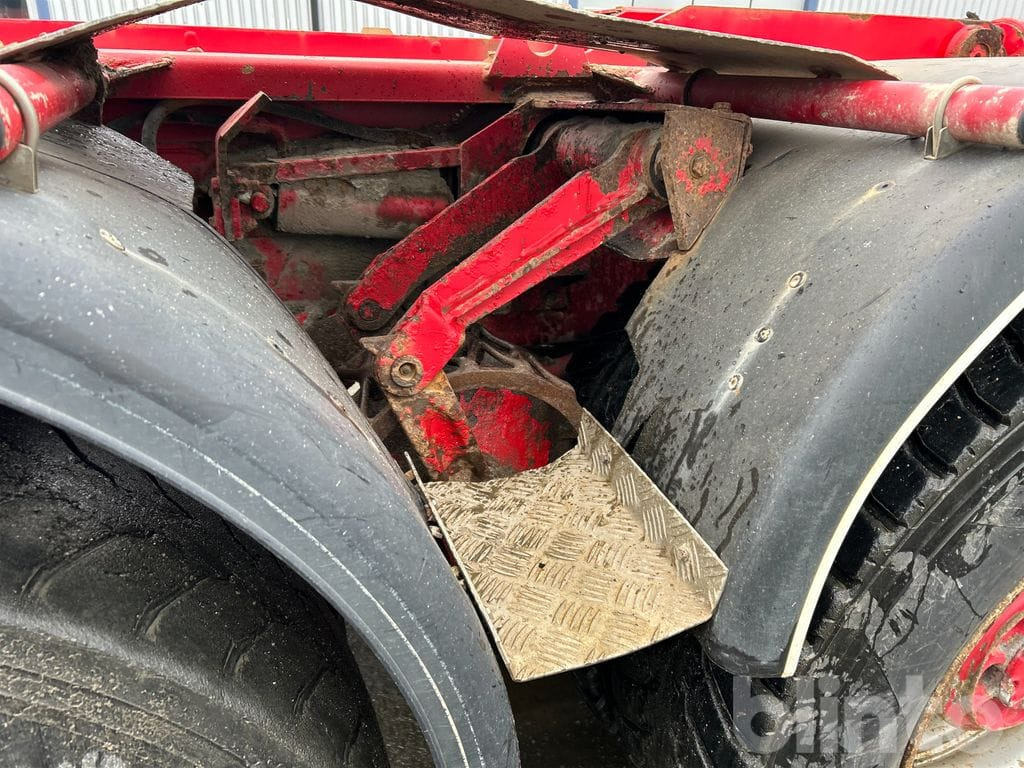 Camión multibasculante VOLVO FM 400 6X2