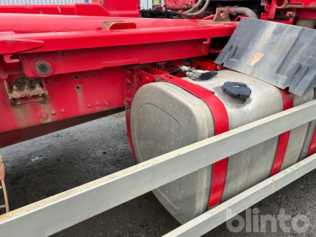 Camión multibasculante VOLVO FM 400 6X2