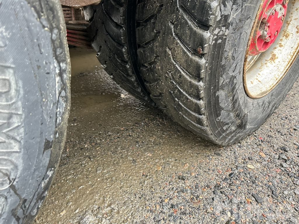 Camión multibasculante VOLVO FM 400 6X2