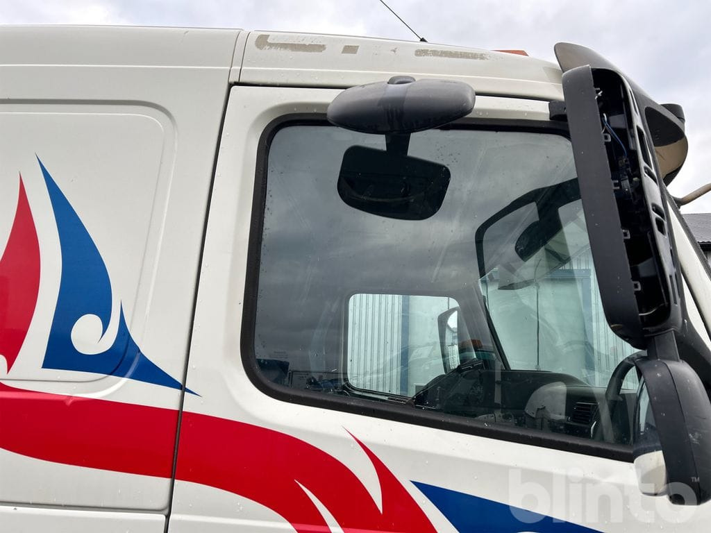 Camión multibasculante VOLVO FM 400 6X2