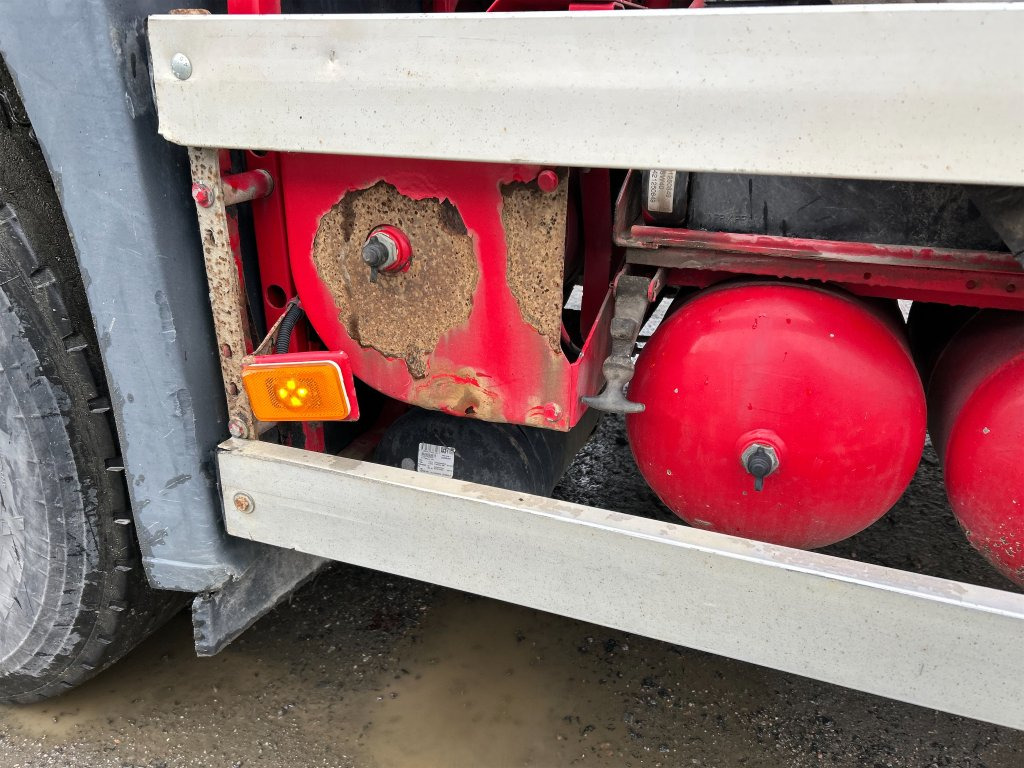 Camión multibasculante VOLVO FM 400 6X2