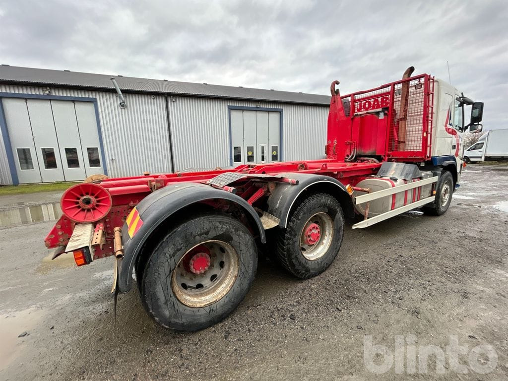 Camión multibasculante VOLVO FM 400 6X2