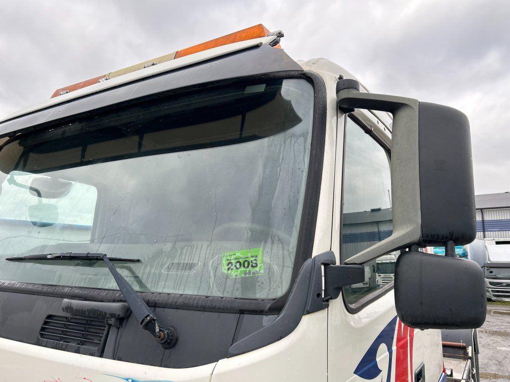 Camión multibasculante VOLVO FM 400 6X2