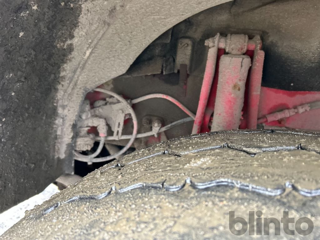 Camión multibasculante VOLVO FM 400 6X2