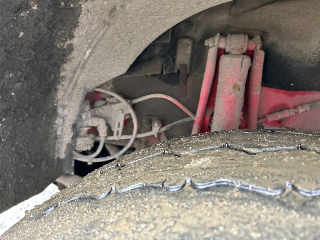 Camión multibasculante VOLVO FM 400 6X2