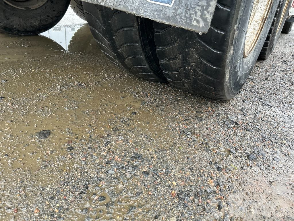 Camión multibasculante VOLVO FM 400 6X2