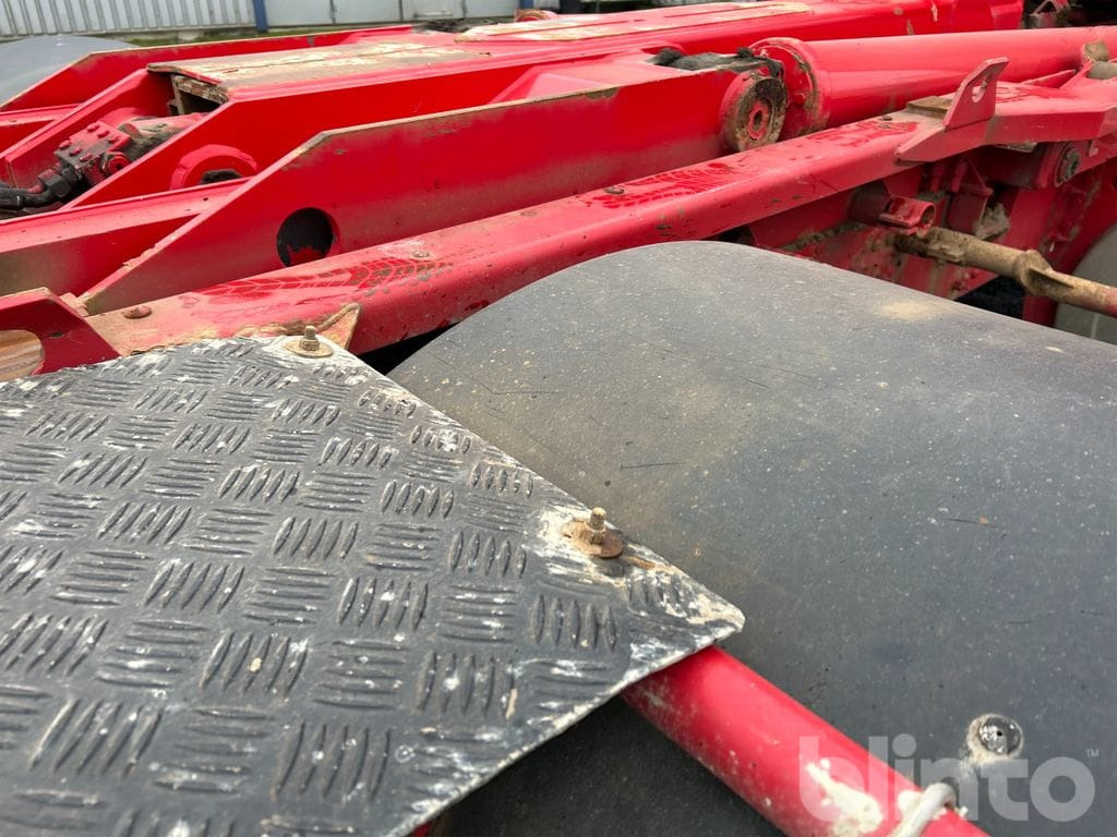 Camión multibasculante VOLVO FM 400 6X2