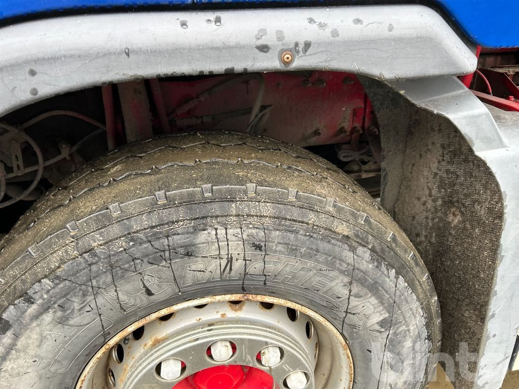 Camión multibasculante VOLVO FM 400 6X2