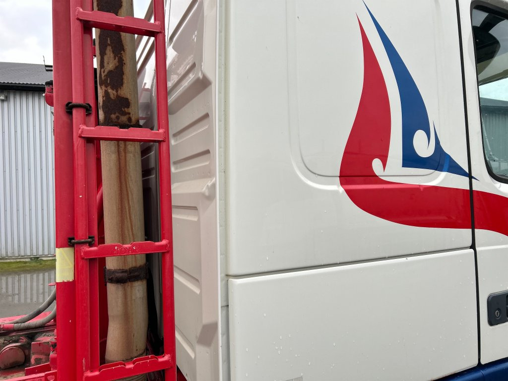 Camión multibasculante VOLVO FM 400 6X2