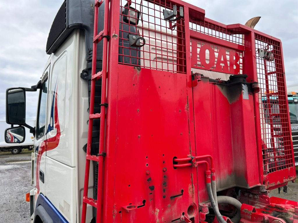 Camión multibasculante VOLVO FM 400 6X2