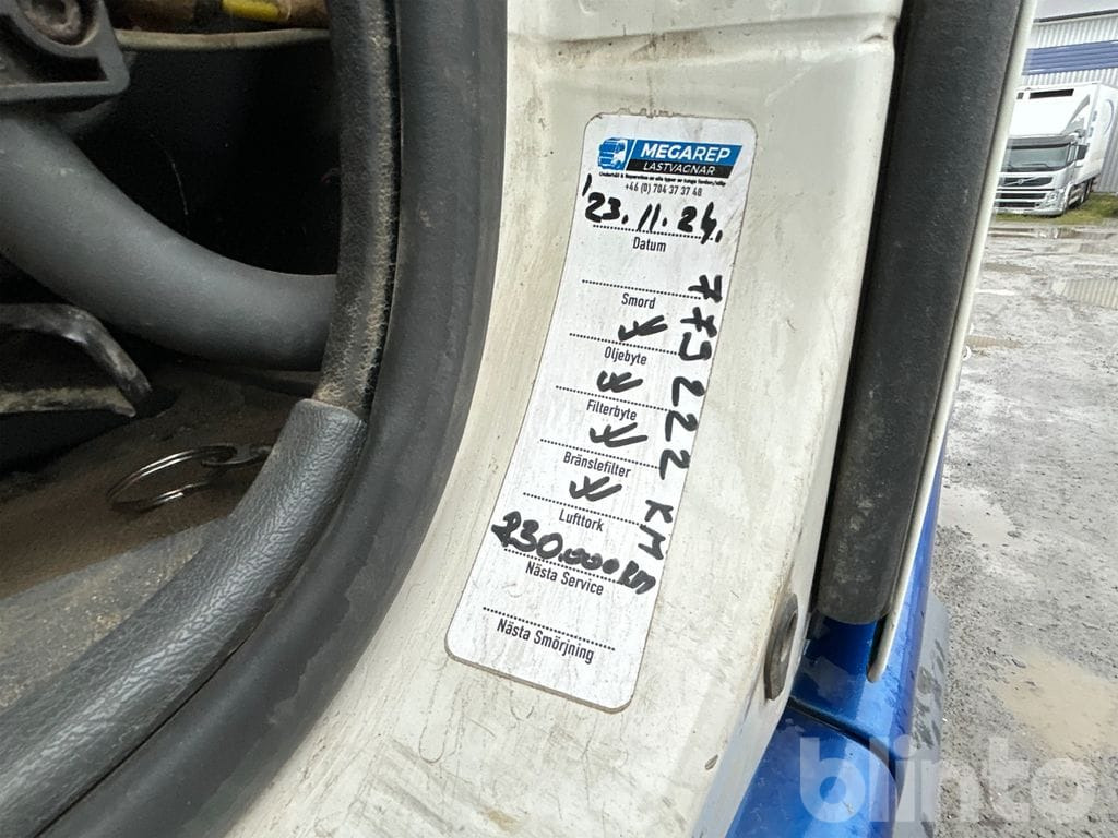 Camión multibasculante VOLVO FM 400 6X2