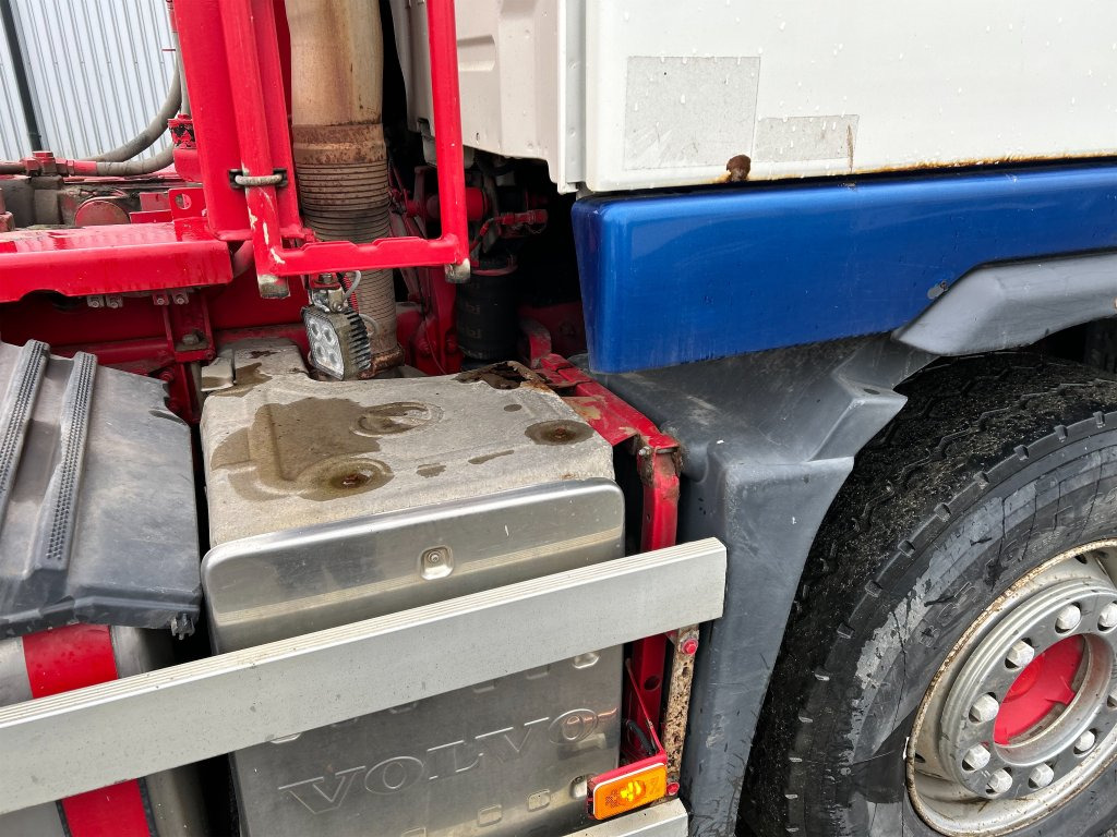 Camión multibasculante VOLVO FM 400 6X2