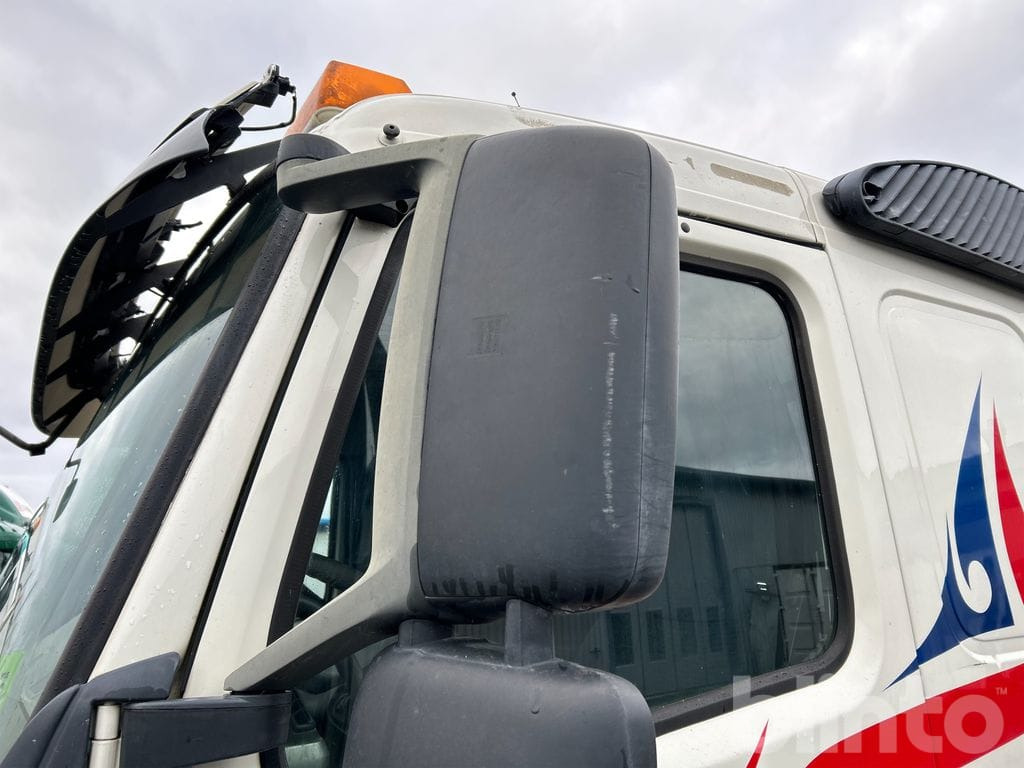 Camión multibasculante VOLVO FM 400 6X2