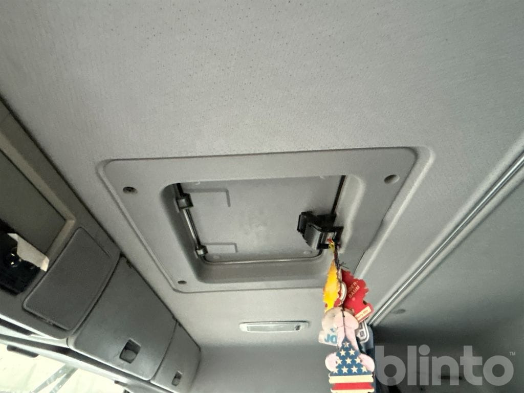 Camión multibasculante VOLVO FM 400 6X2