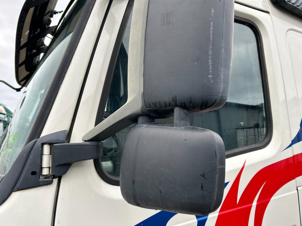 Camión multibasculante VOLVO FM 400 6X2