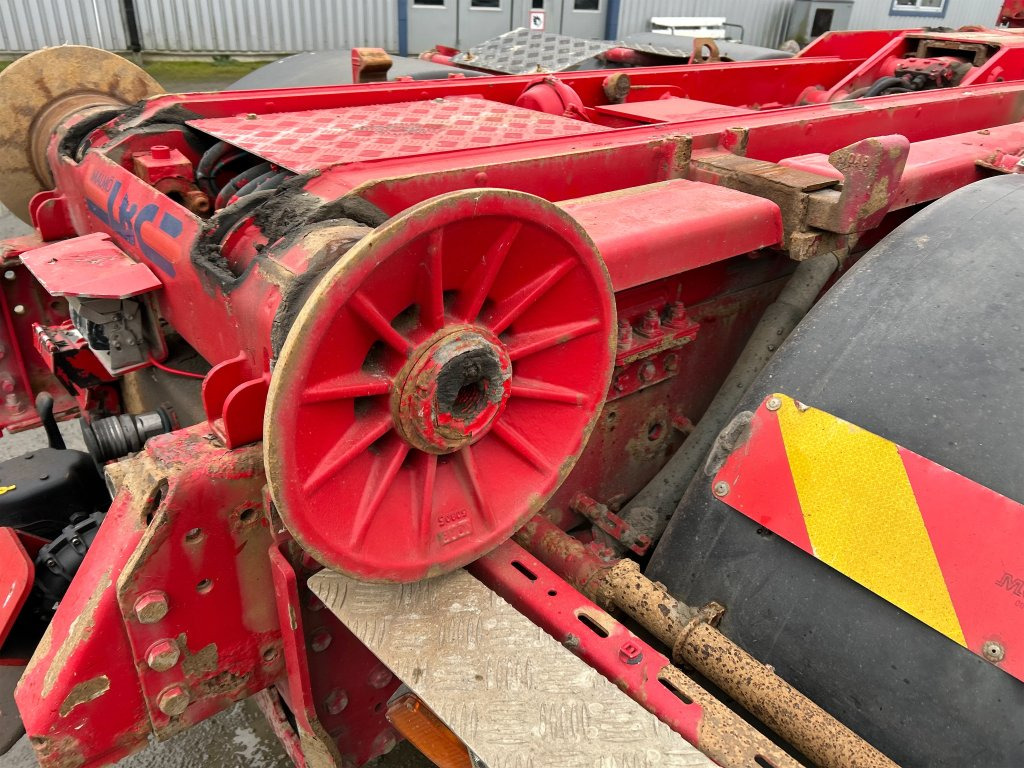 Camión multibasculante VOLVO FM 400 6X2