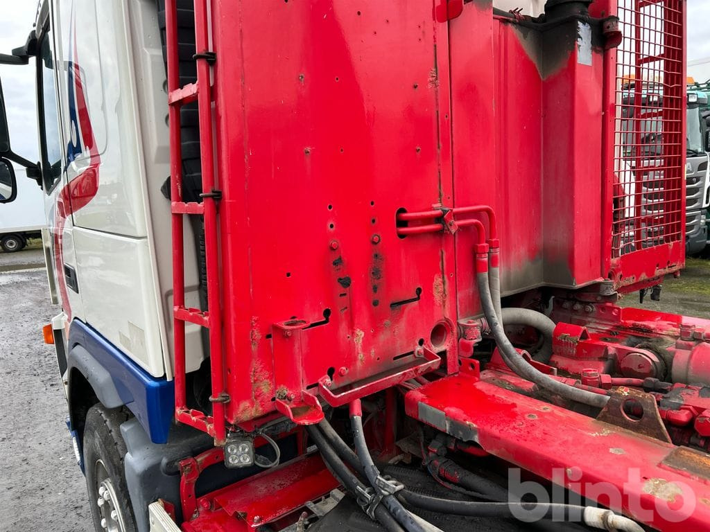 Camión multibasculante VOLVO FM 400 6X2