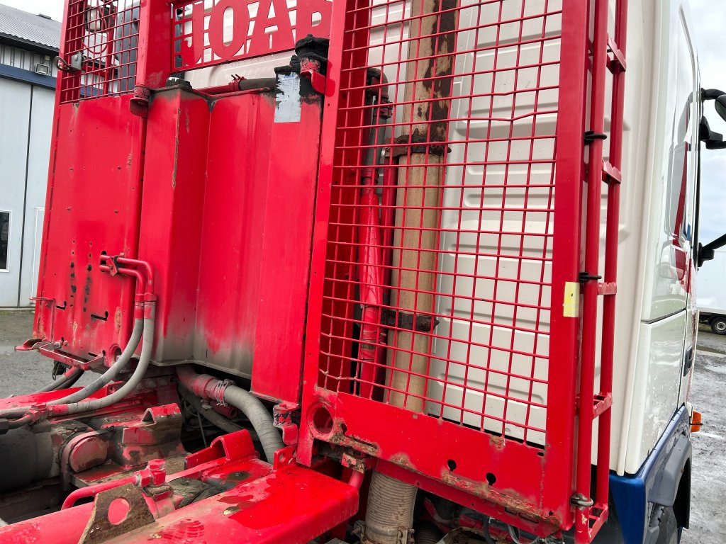 Camión multibasculante VOLVO FM 400 6X2