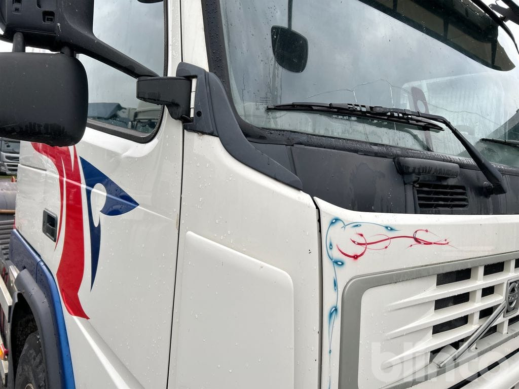 Camión multibasculante VOLVO FM 400 6X2