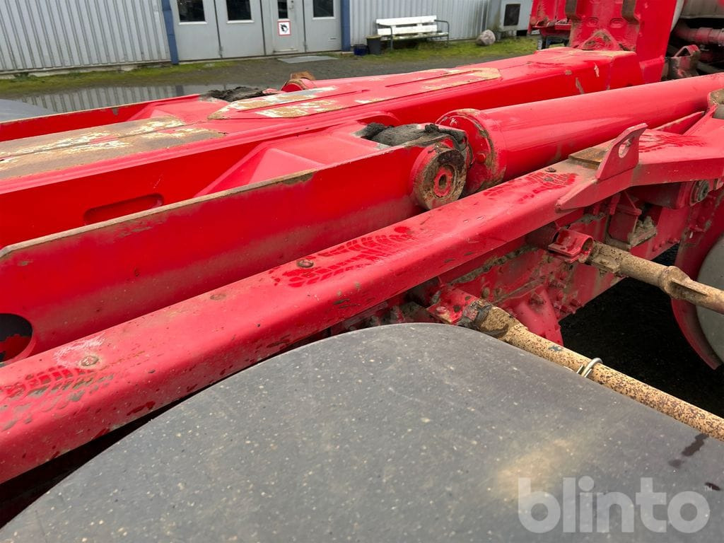 Camión multibasculante VOLVO FM 400 6X2