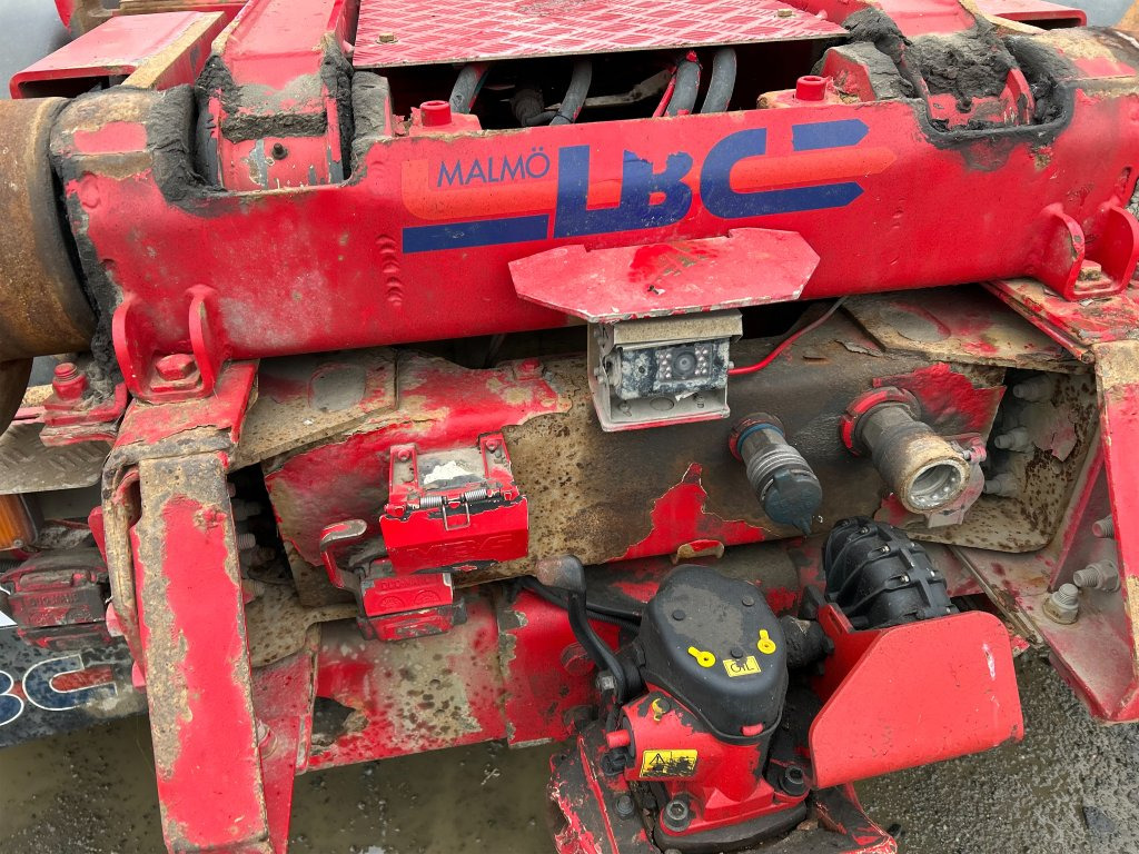 Camión multibasculante VOLVO FM 400 6X2