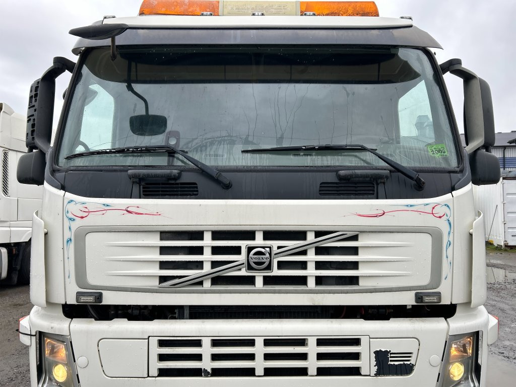 Camión multibasculante VOLVO FM 400 6X2