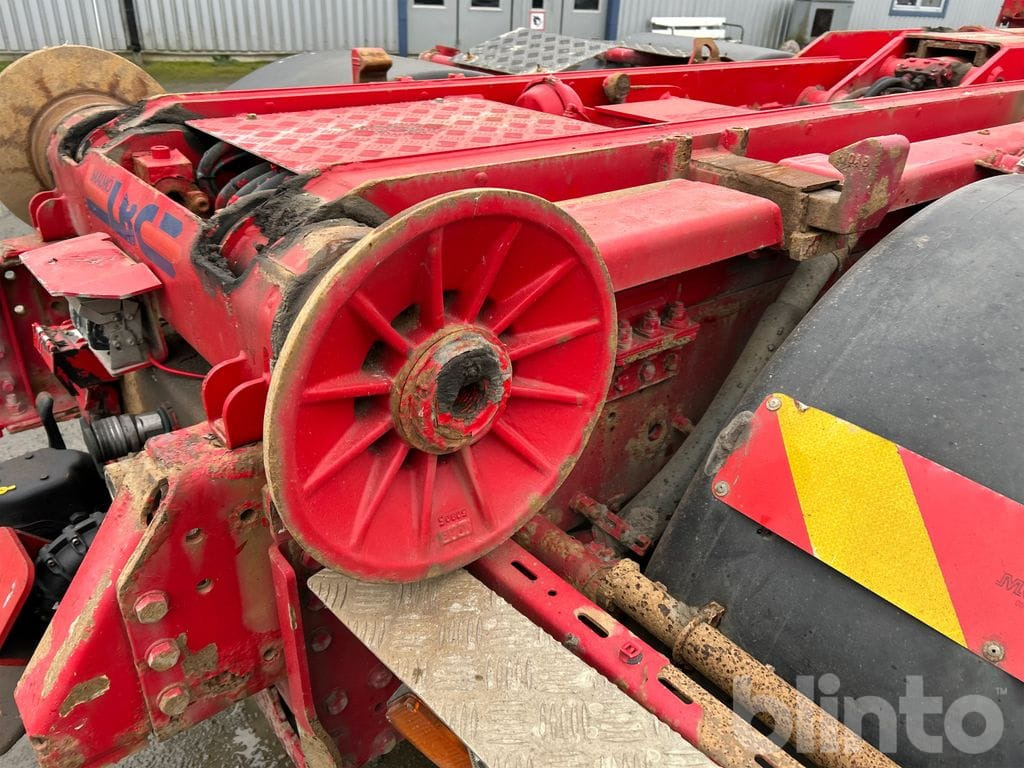 Camión multibasculante VOLVO FM 400 6X2