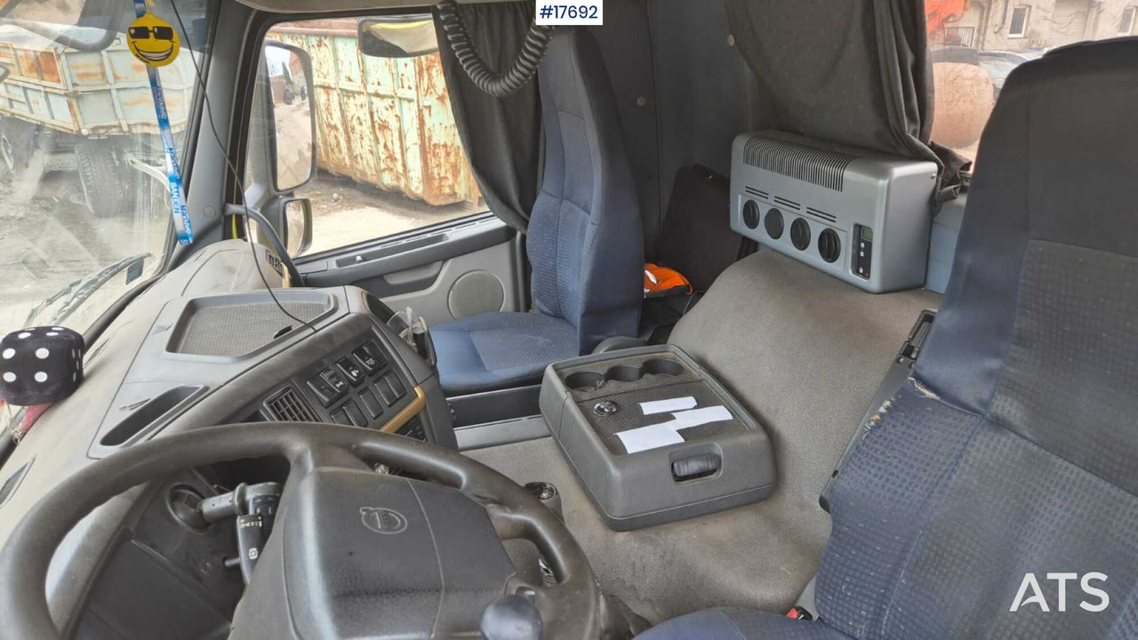 Camión multibasculante VOLVO FM 440 EURO 5 hooklift (2009)