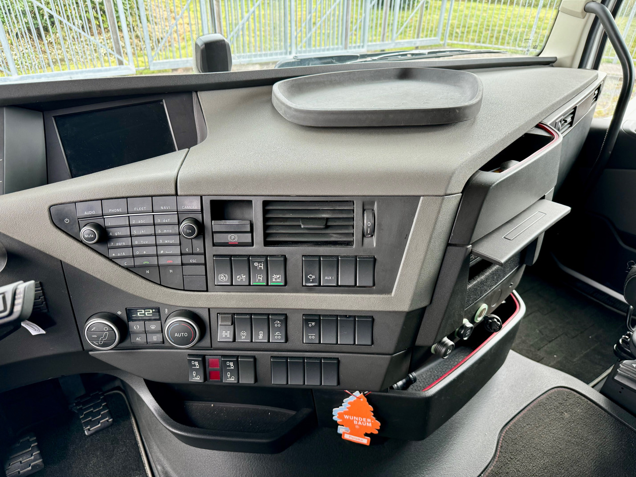 Camión multibasculante VOLVO Fh-13-540 6x4R