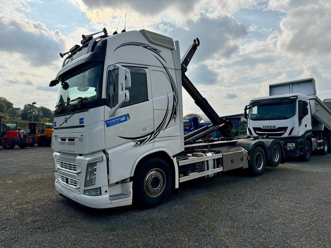 Camión multibasculante VOLVO Fh-13-540 6x4R