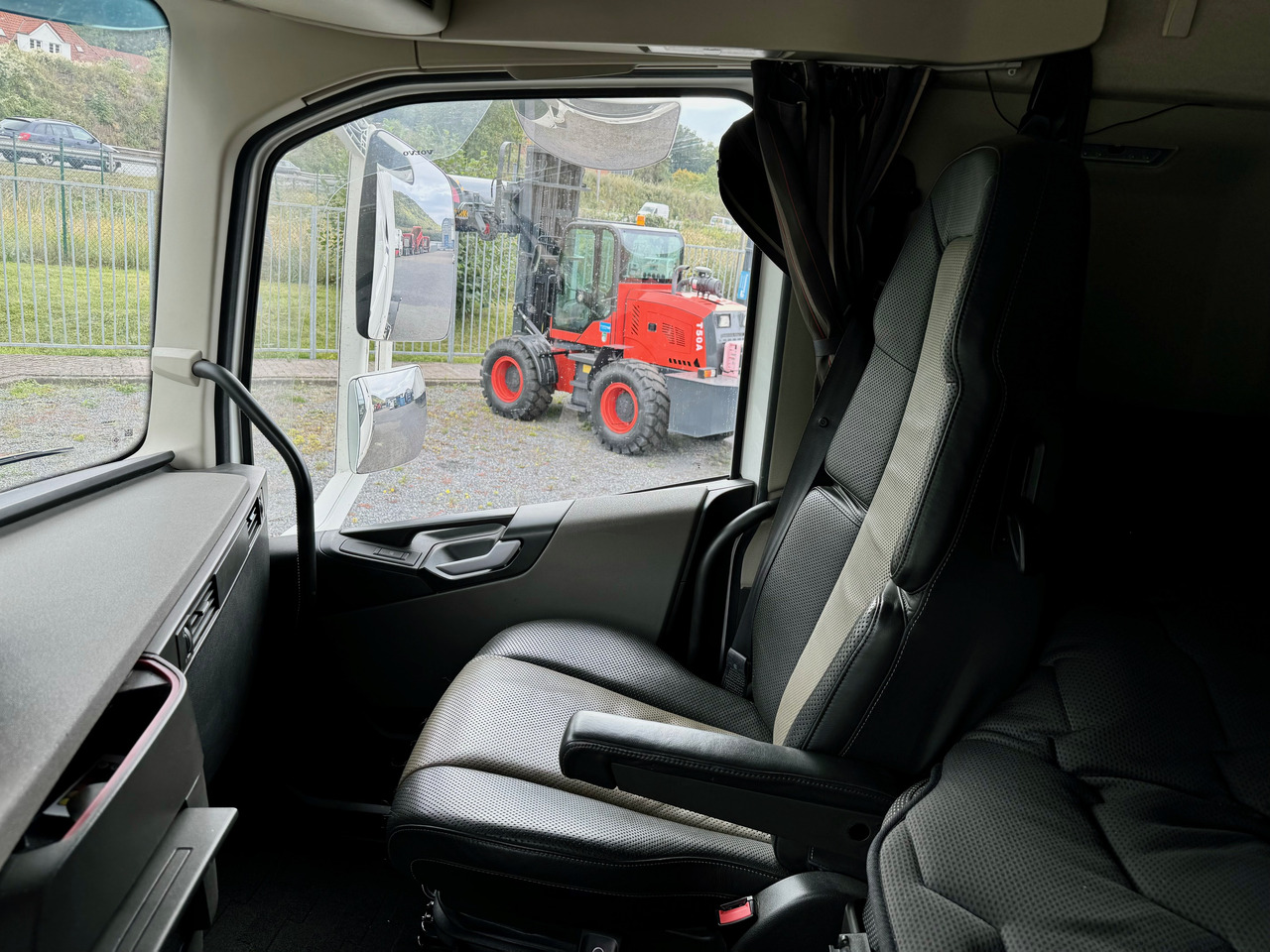 Camión multibasculante VOLVO Fh-13-540 6x4R