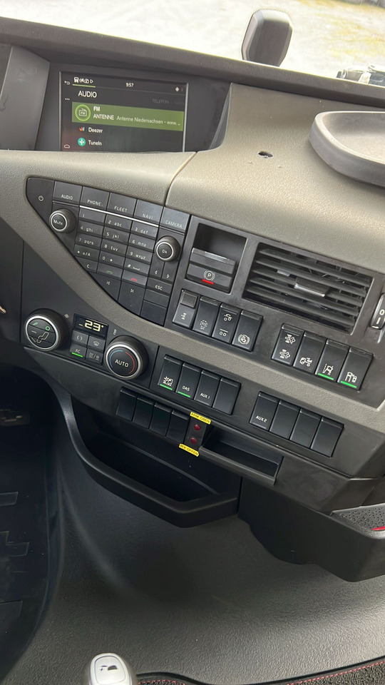 Camión multibasculante VOLVO (S) Truck FH 500 6x2 Abrollkipper Funkfernbedienung