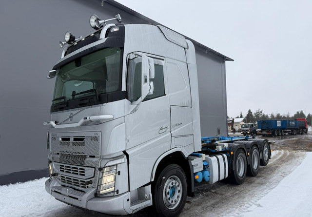 Camión multibasculante VolvoFh13 540