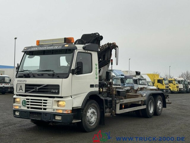 Camión multibasculante Volvo 340 HIAB Kran 11,9m=790kg 5+6 Steuerkreis Klima