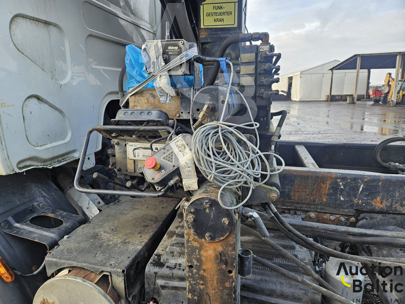 Camión multibasculante Volvo FE320