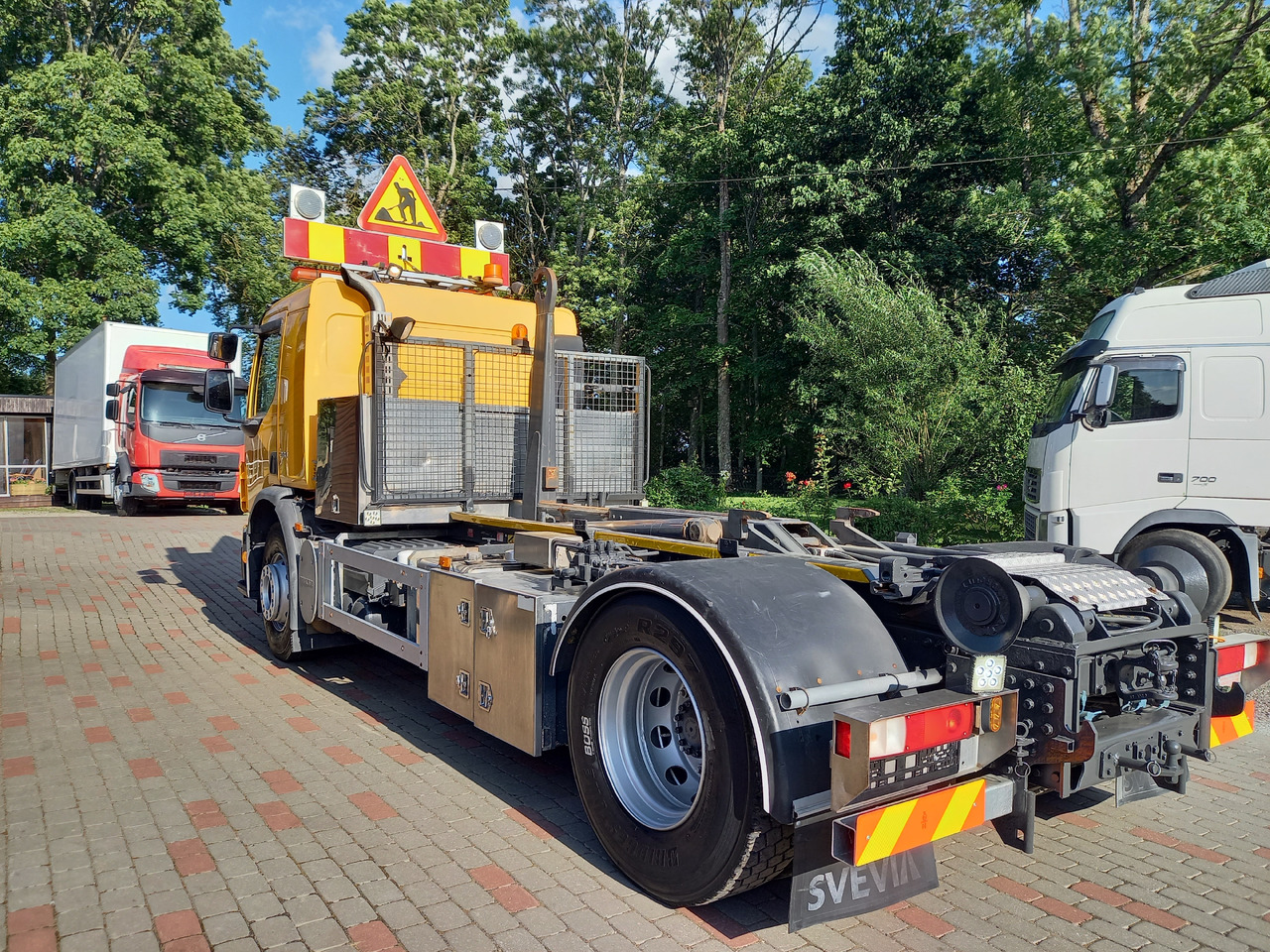 Camión multibasculante Volvo FE 280, 4x2, Hooklift