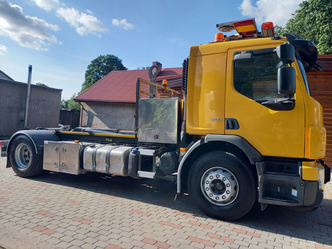 Camión multibasculante Volvo FE 280, 4x2, Hooklift
