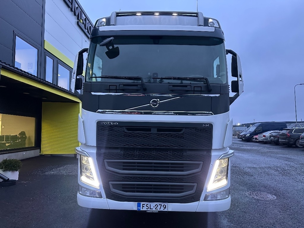Camión multibasculante Volvo FH13 540 8X4*4