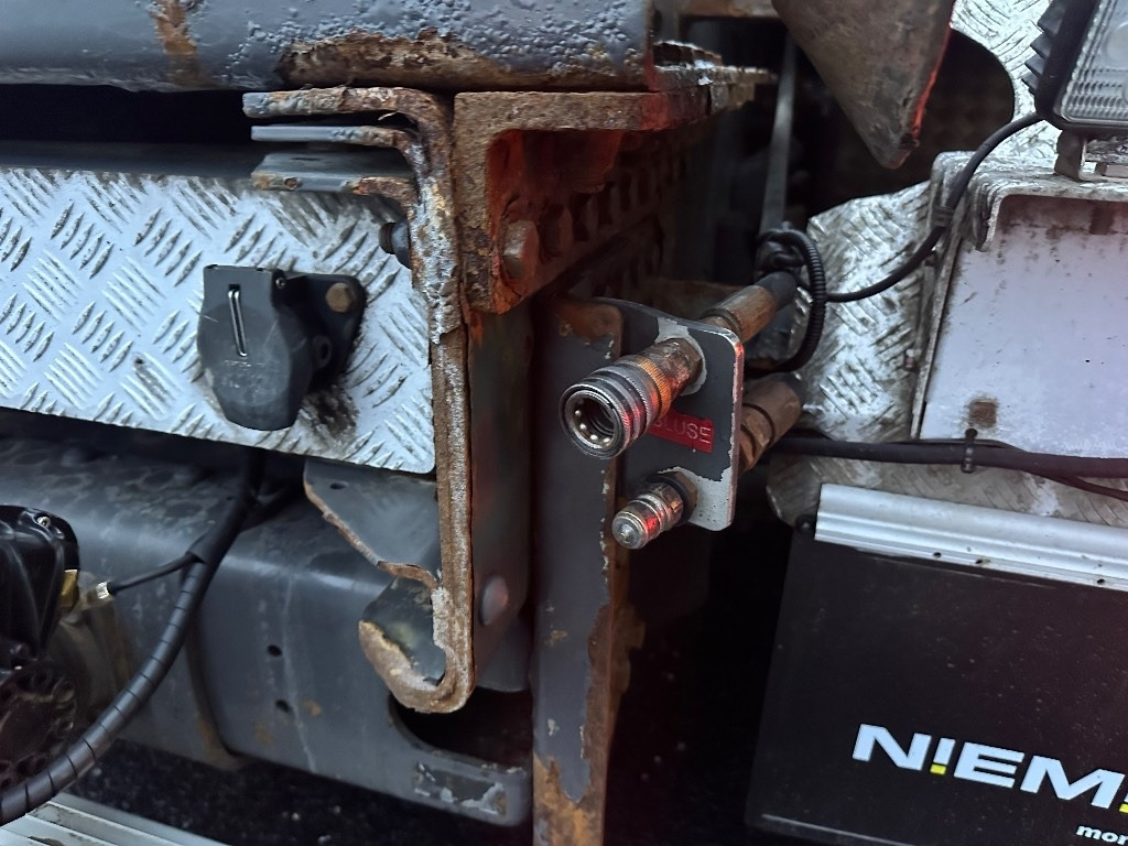 Camión multibasculante Volvo FH13 540 8X4*4