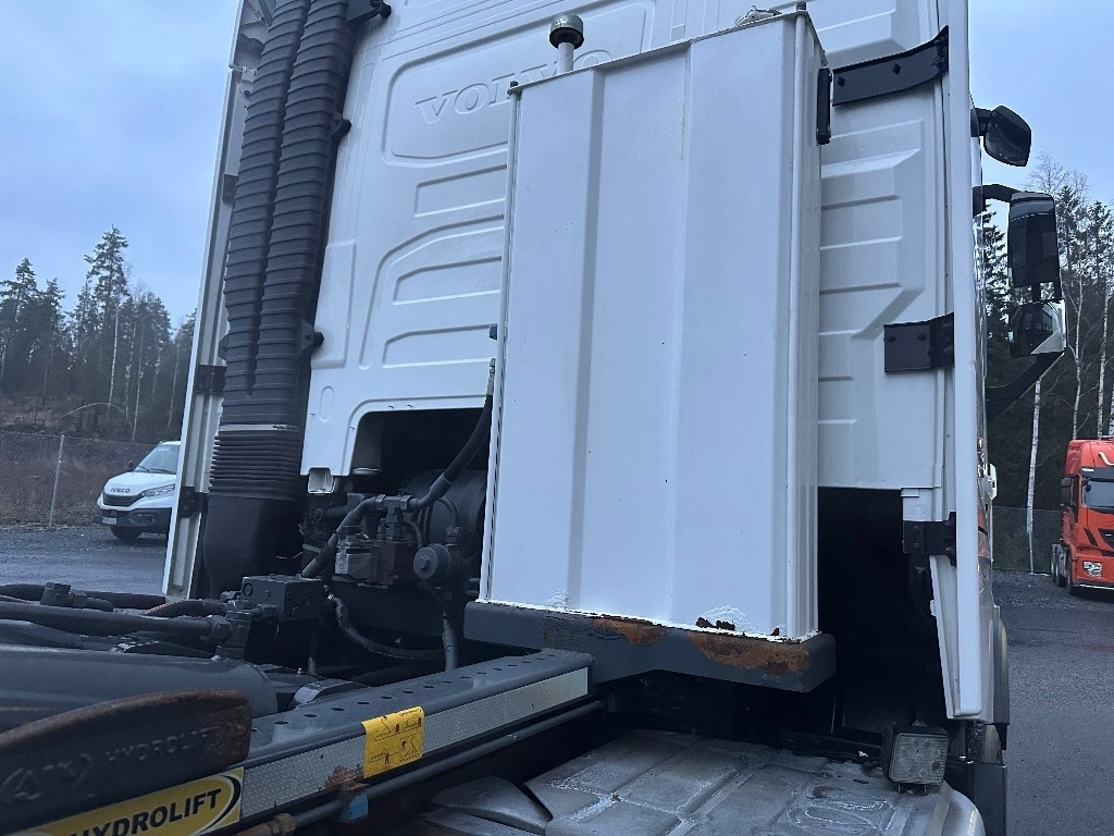 Camión multibasculante Volvo FH13 540 8X4*4