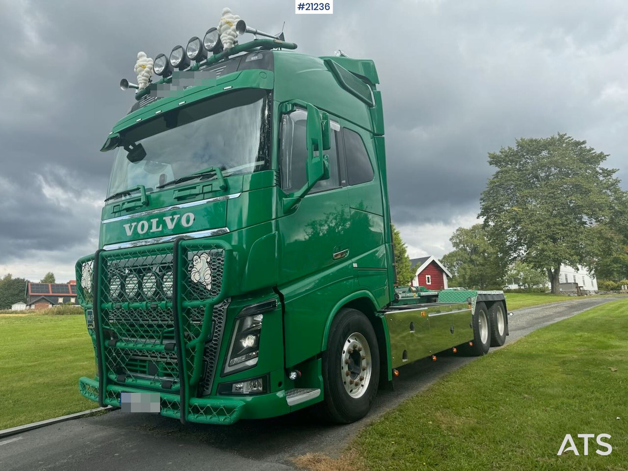 Camión multibasculante Volvo FH16
