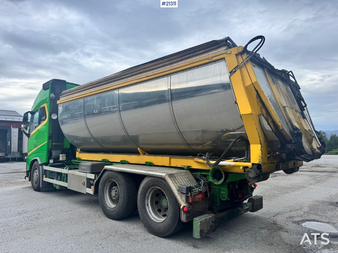 Camión multibasculante Volvo FH16 750