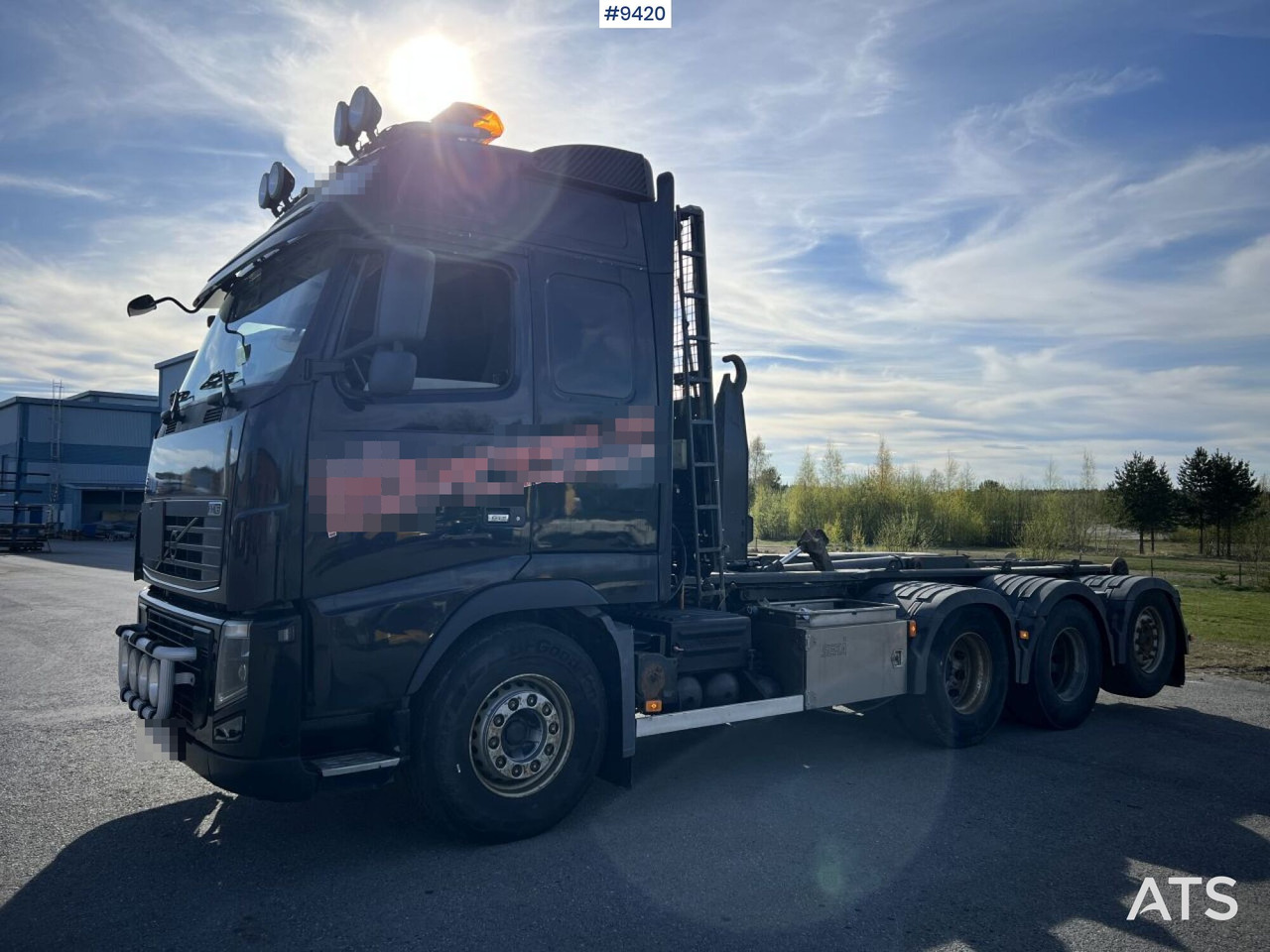 Camión multibasculante Volvo FH16 8*4 Tridem Hooklift