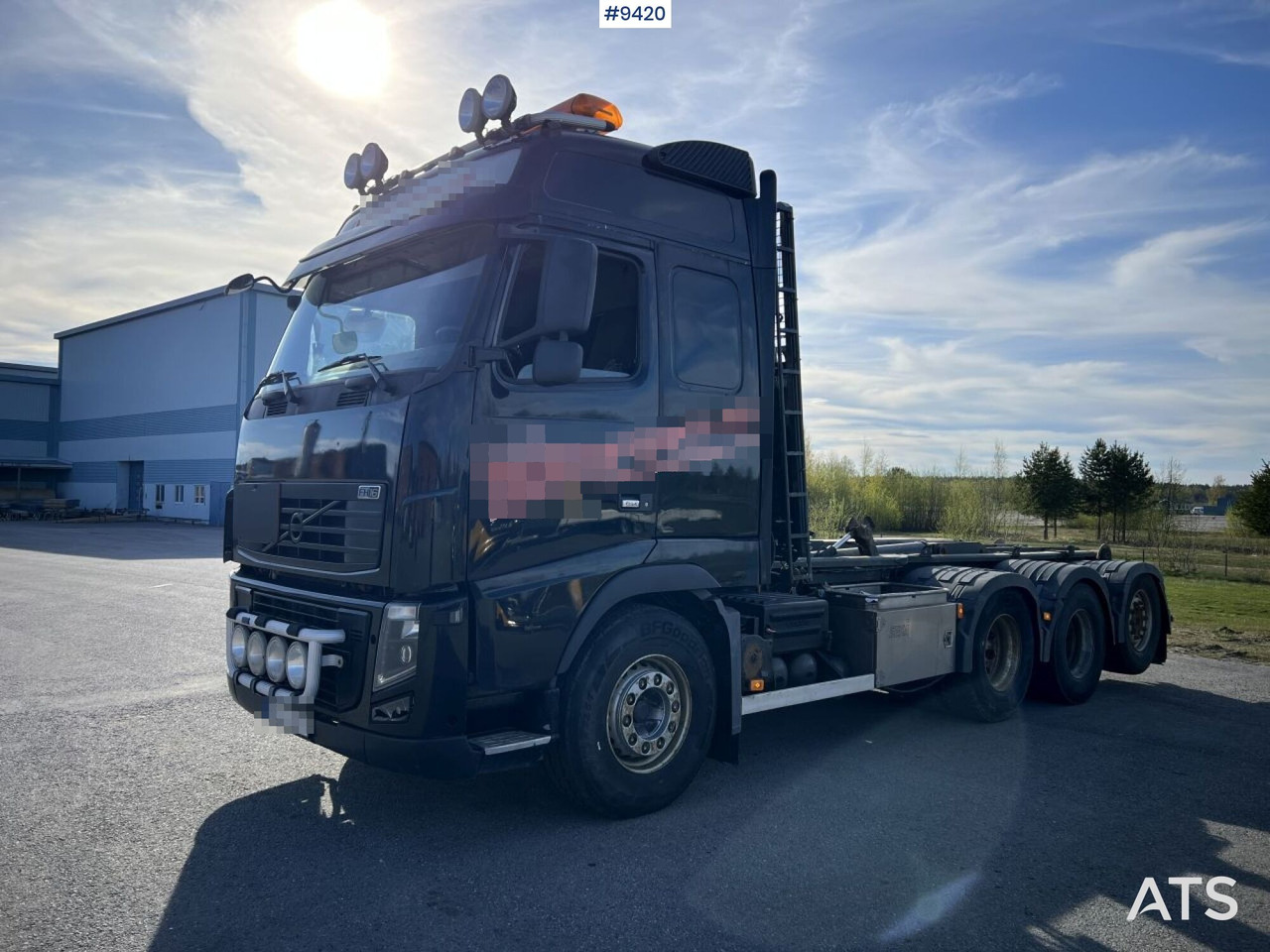 Camión multibasculante Volvo FH16 8*4 Tridem Hooklift