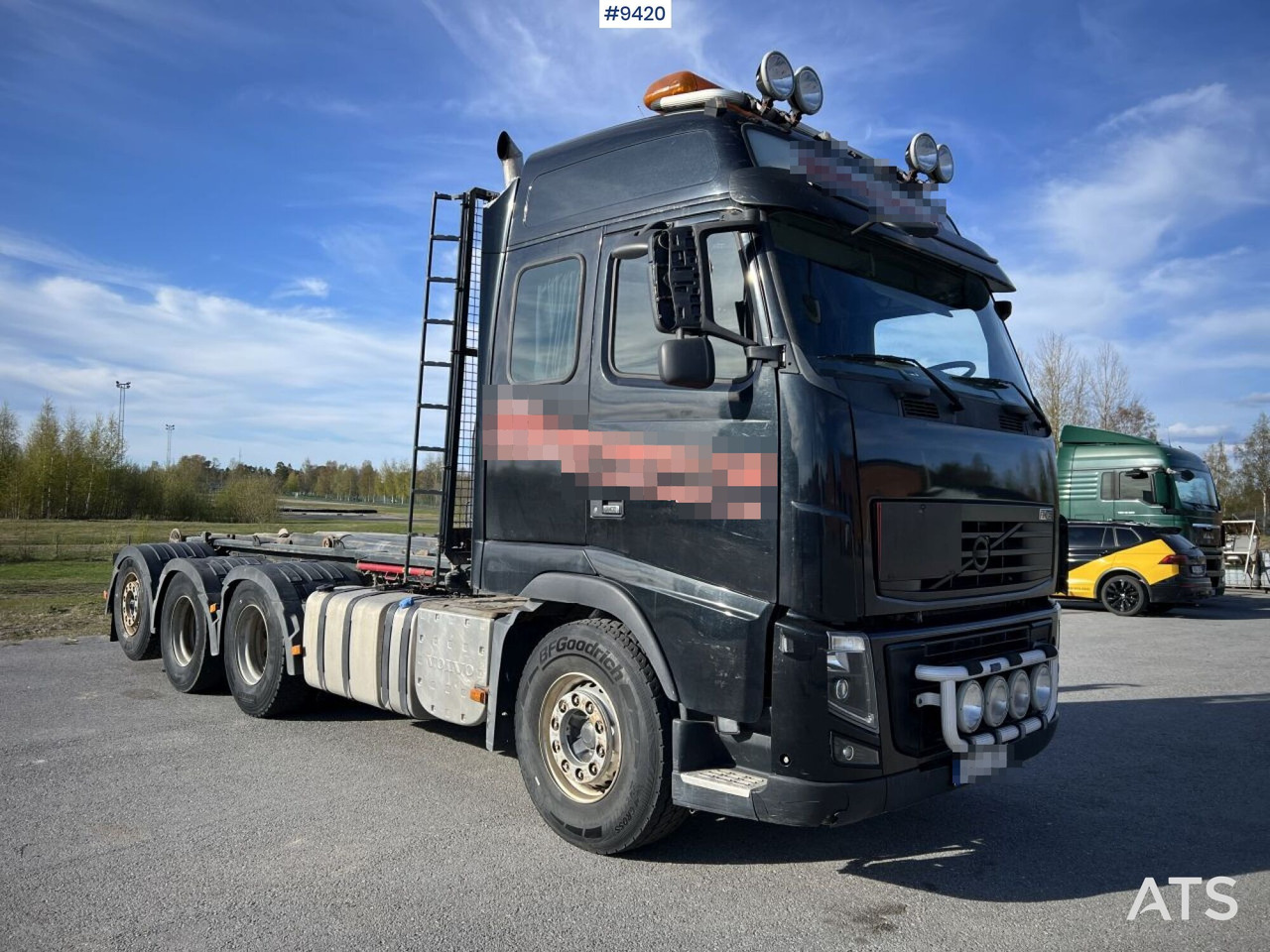 Camión multibasculante Volvo FH16 8*4 Tridem Hooklift