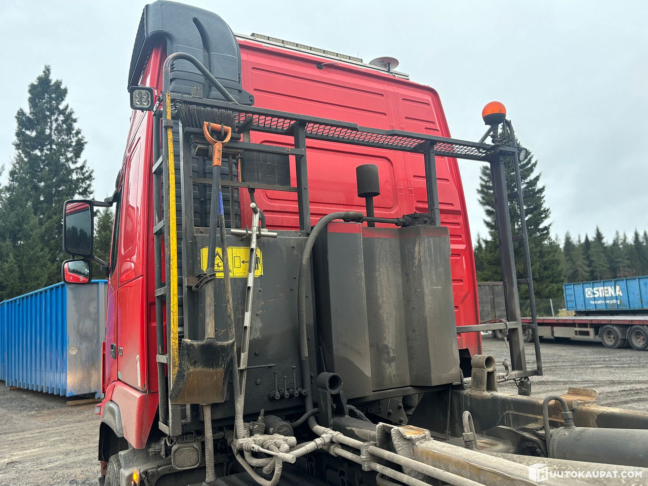 Camión multibasculante Volvo FH16 hooklift truck. 2010, Kalajoki